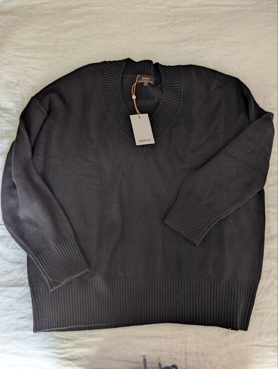Quince Sweaters - Quince 100% Mongolian Cashmere Oversized V-neck Sweater Large Black NWT